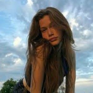 Meet your Posher, Lily